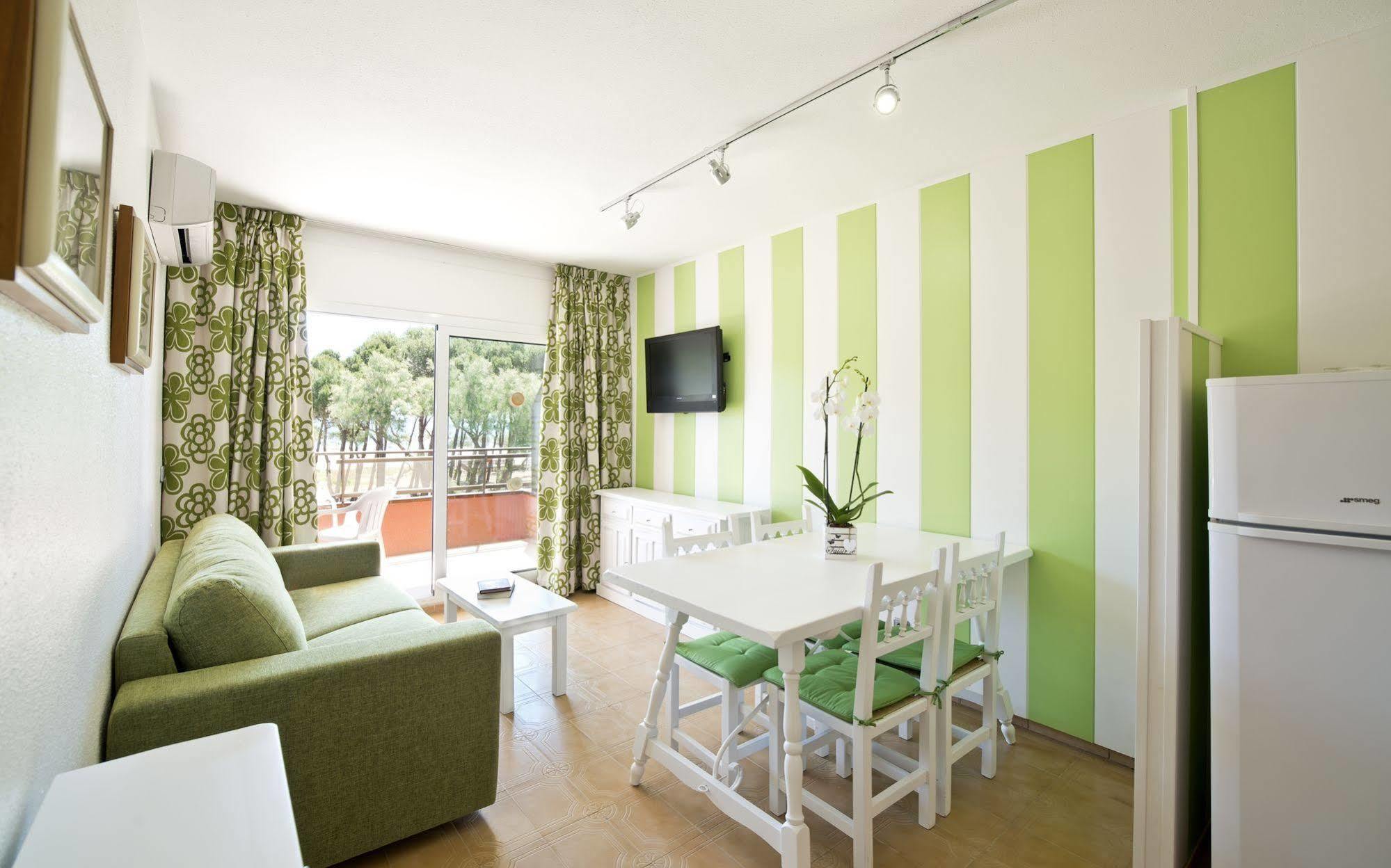 Apartamentos Salles Beach L'Estartit Exteriér fotografie